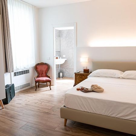 Villa Tosati Monza Eksteriør bilde