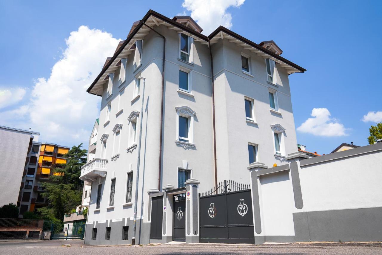 Villa Tosati Monza Eksteriør bilde